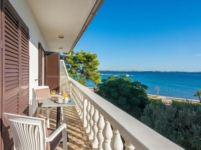 Apartments In House Liveric, In Vir At The Beach Luaran gambar
