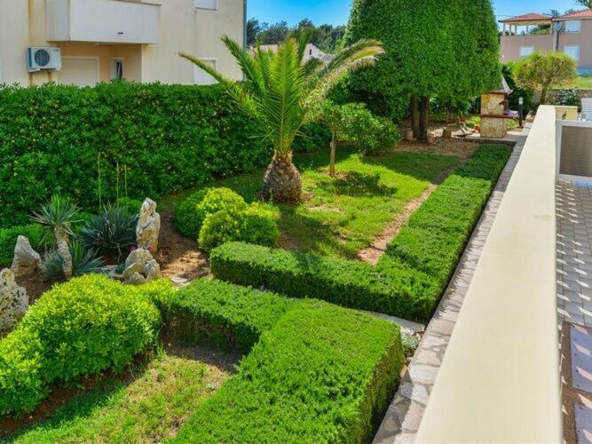 Apartments In House Liveric, In Vir At The Beach Luaran gambar